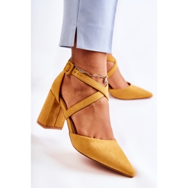 FB1 Sandales à la mode sur une barre Sinari jaune 3