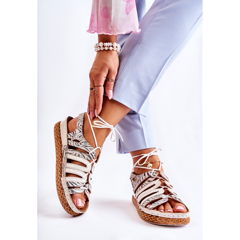 Sandales en Cuir pour Femme à la Mode Maciejka 05552-04 Beige-Noir le noir 2