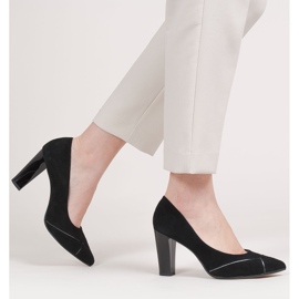 Marco Shoes Escarpins en daim noir à motif 2