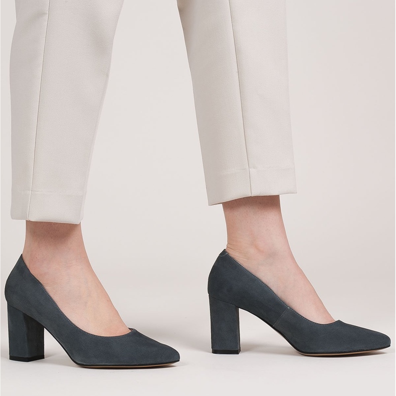 Marco Shoes Escarpins gris en daim naturel 1