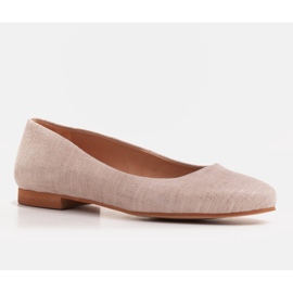 Marco Shoes Ballerines en cuir beige avec un accent métallique 1