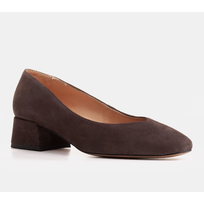 Marco Shoes Escarpins en daim marron à col en V brun 1