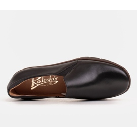 Radoskór Des chaussures confortables pour un pied plus large sur une semelle légère le noir 4
