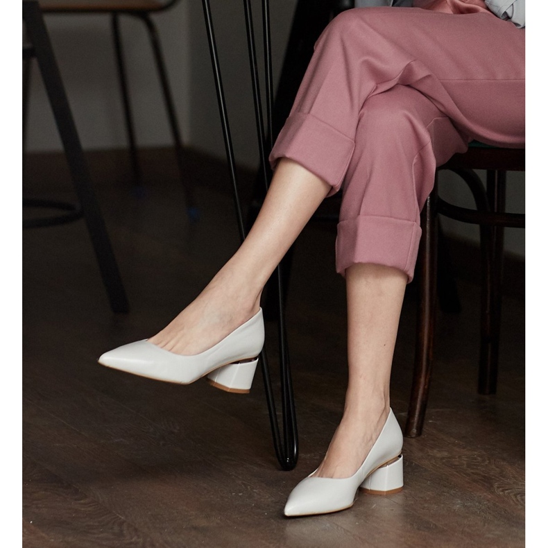 Marco Shoes Escarpins en cuir gris métallisé à talons dorés 1