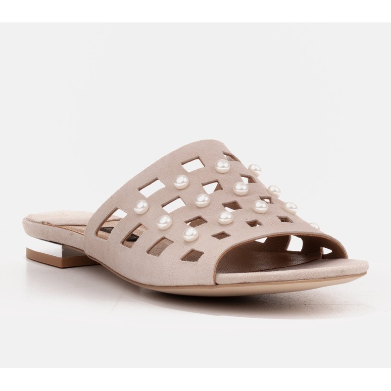 Marco Shoes Chaussons élégants pour femmes avec perles et perforations beige 1