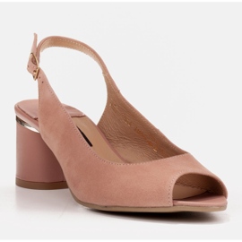 Marco Shoes Sandales élégantes pour femmes avec un accent métallique rose 1 Marco Shoes Sandales élégantes pour femmes avec un accent métallique rose 1