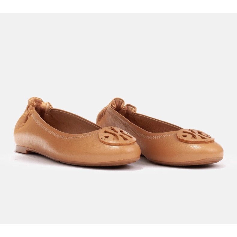 Marco Shoes Ballerines avec une décoration en cuir plat brun 1