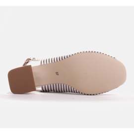 Marco Shoes Sandales confortables pour femmes avec un cuir intéressant blanche multicolore argent 6