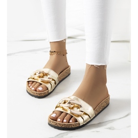 Chaussons dorés avec chaîne Derbi 1