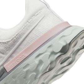 Nike React Infinity Run Flyknit 2 W CT2423-007 blanche 7