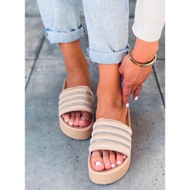 Chaussons à semelles hautes Leah Beige 1