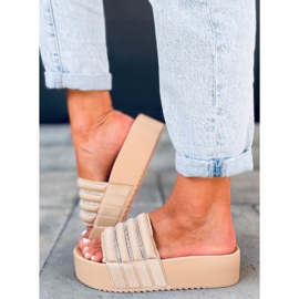 Chaussons à semelles hautes Leah Beige 2