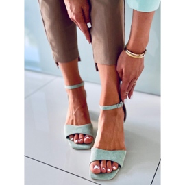 Sandales à talons hauts en daim vert pour femme 1