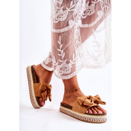 PG1 Chaussons Pour Femme Sur Une Plateforme Massive Avec Un Nœud Macardi Camel brun 3
