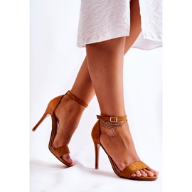 Sandales en daim marron Liberty sur un talon haut brun 2