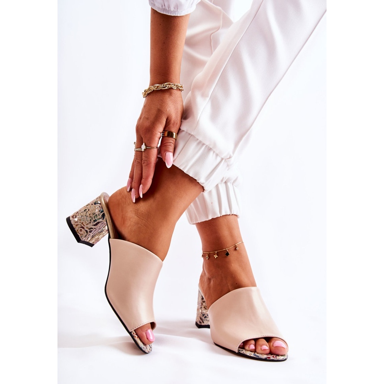 PA2 Chaussons Femme Cuir à Talon Haut Fleurs Beige Nessita 2 PA2 Chaussons Femme Cuir à Talon Haut Fleurs Beige Nessita 2
