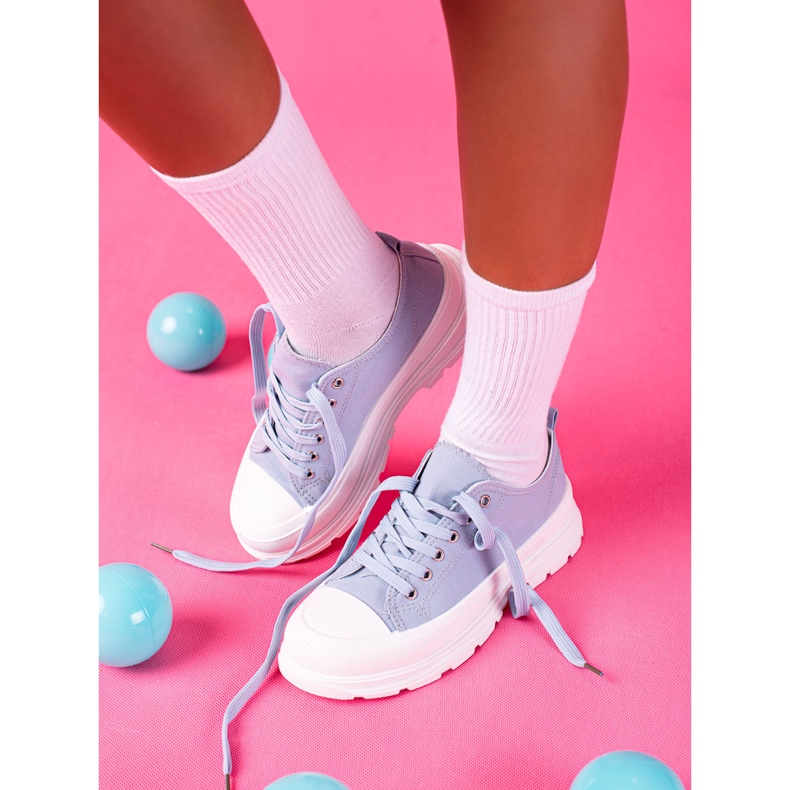 SHELOVET Baskets bleues sur la plateforme 1