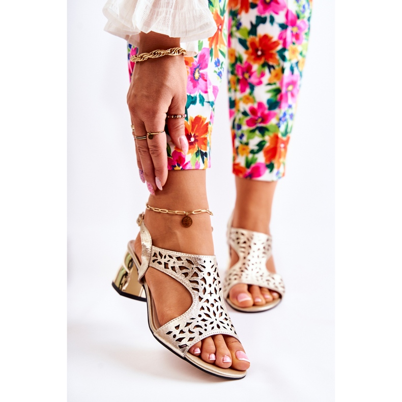 PA2 Sandales Ajourées En Cuir Sur Talons Hauts Doré Salvio 1