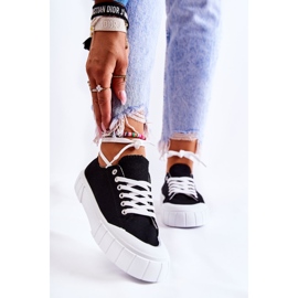 Baskets pour femmes sur la plate-forme Black Comes le noir 1 Baskets pour femmes sur la plate-forme Black Comes le noir 1