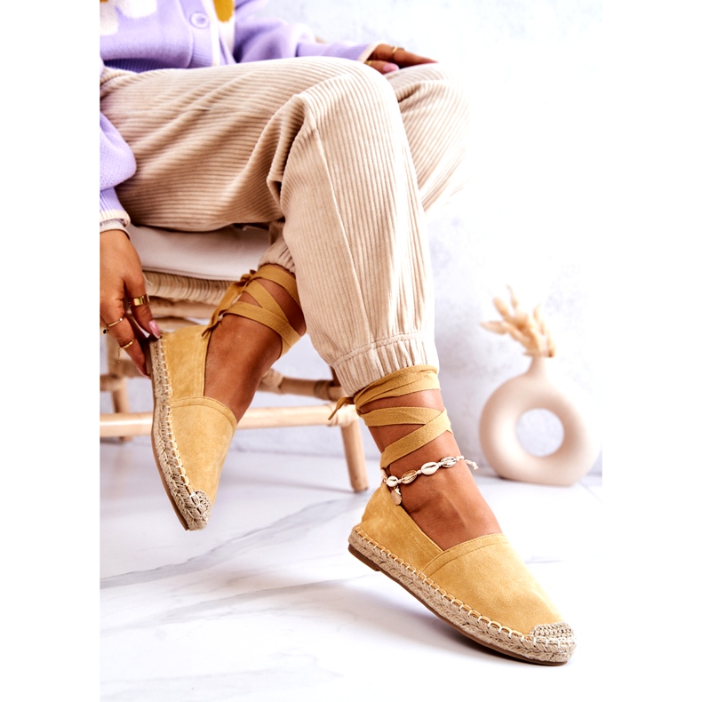 FB1 Espadrilles en daim Ismanne jaunes nouées 4