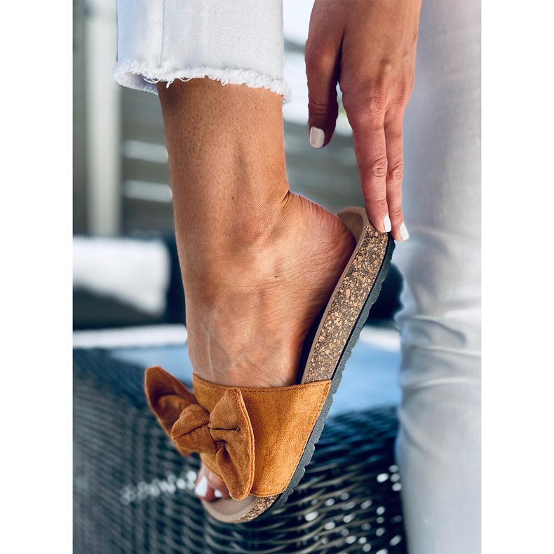 Chaussons en liège Kiara Camel brun 1