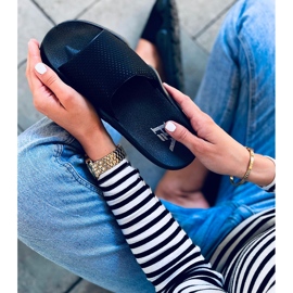 Pantoufles pour femmes Wind Black le noir 1