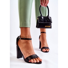 Sandales Classiques En Cuir On A Bar Noir Sallen le noir 3