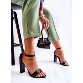Sandales Classiques En Cuir On A Bar Noir Sallen le noir 6