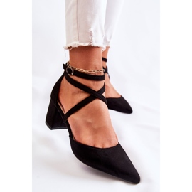 PG1 Escarpins à la mode sur un talon bas Black Crissa le noir 7