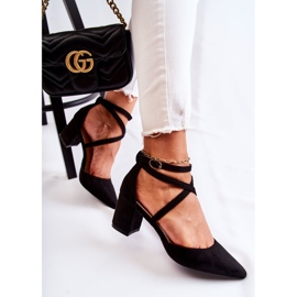 PG1 Escarpins à la mode sur un talon bas Black Crissa le noir 4