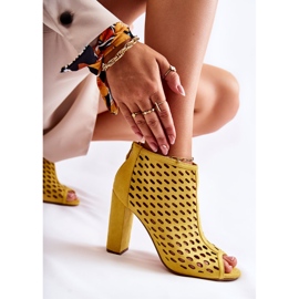 WT1 Bottines ajourées en daim jaune Jenissa 3