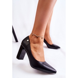 Vinceza Escarpins En Cuir Sur Une Barre En Spitz Noir Larea le noir 2