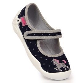 Chaussons fille Befado noirs à scratch avec une licorne le noir 1