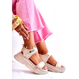 PE1 Sandales pour femmes sur la plate-forme beige Terrina 2