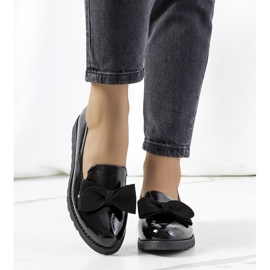 BM Chaussures laquées noires Voeren 1