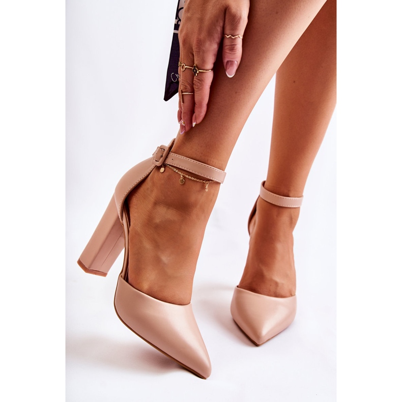 WS1 Escarpins En Cuir Sur Un Haut Post Beige Salira 1 WS1 Escarpins En Cuir Sur Un Haut Post Beige Salira 1