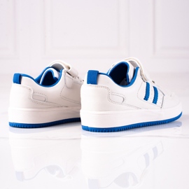 Baskets pour enfants Shelovet en cuir écologique en blanc et bleu blanche 2 Baskets pour enfants Shelovet en cuir écologique en blanc et bleu blanche 2