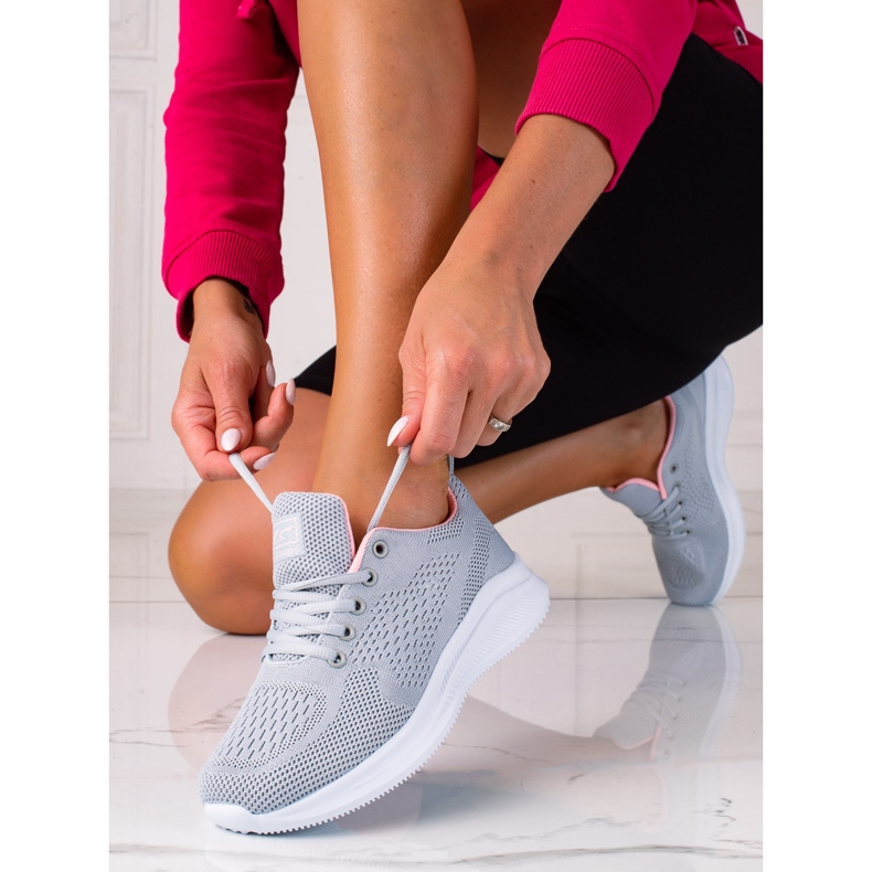 Chaussures de sport SHELOVET gris clair pour femmes avec laçage 1