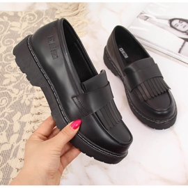 Chaussures noires pour femmes sur la plate-forme avec des franges Big Star II274100 le noir 2