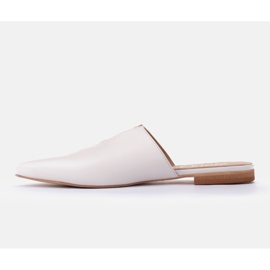 Marco Shoes Babouches en cuir avec découpe blanc 2