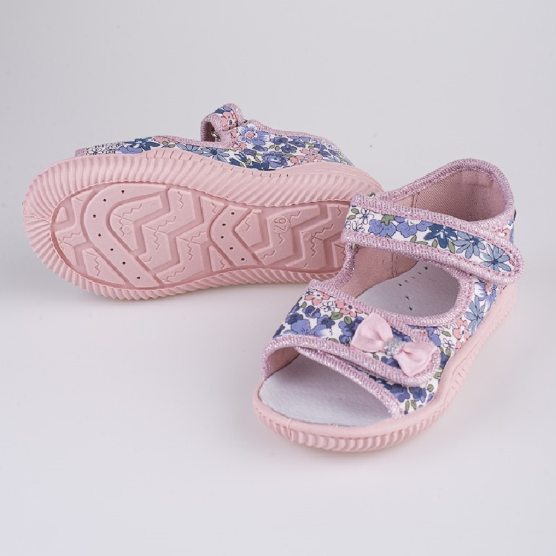 Chaussons filles Viggami Marta fleurs bleu rose multicolore 1 Chaussons filles Viggami Marta fleurs bleu rose multicolore 1