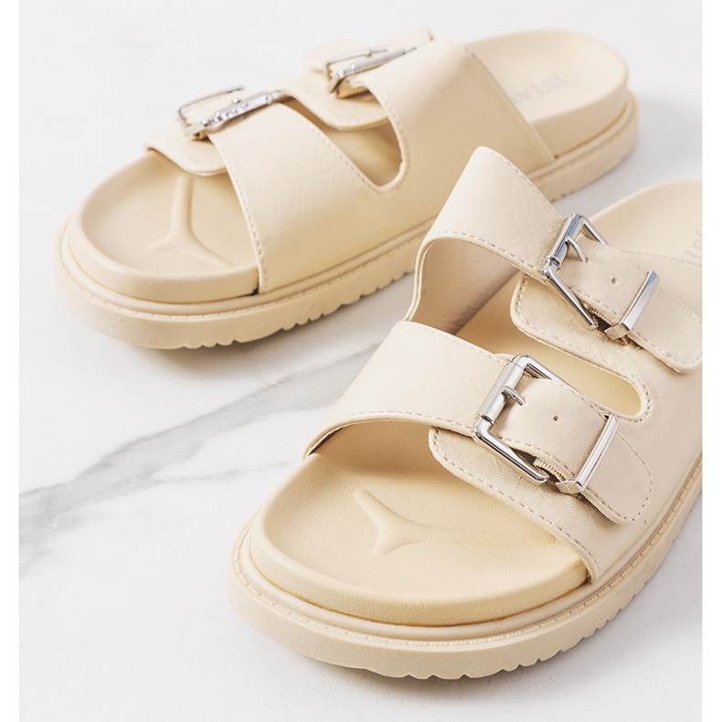 Chaussons beiges femme Grayson 1 Chaussons beiges femme Grayson 1