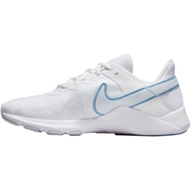 Chaussures Nike Legend Essential 2 W CQ9545 101 blanche 1 Chaussures Nike Legend Essential 2 W CQ9545 101 blanche 1