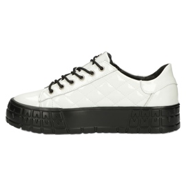 Filippo Baskets élégantes en cuir verni DP3932/22 Blanc 1