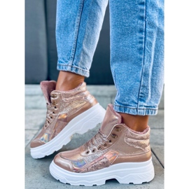 Chaussures de sport sur le sous-vêtement Cabral Champagne rose 1 Chaussures de sport sur le sous-vêtement Cabral Champagne rose 1