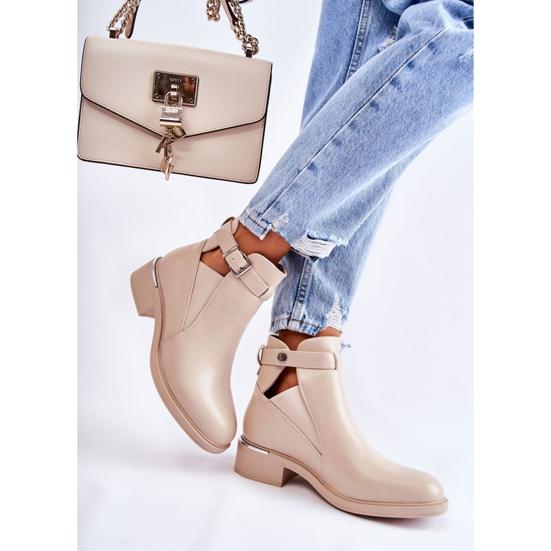 PG1 Bottes en éco-cuir pour femmes à talon plat Beige Marla 2
