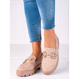 Chaussures en daim beige de Vinceza 2