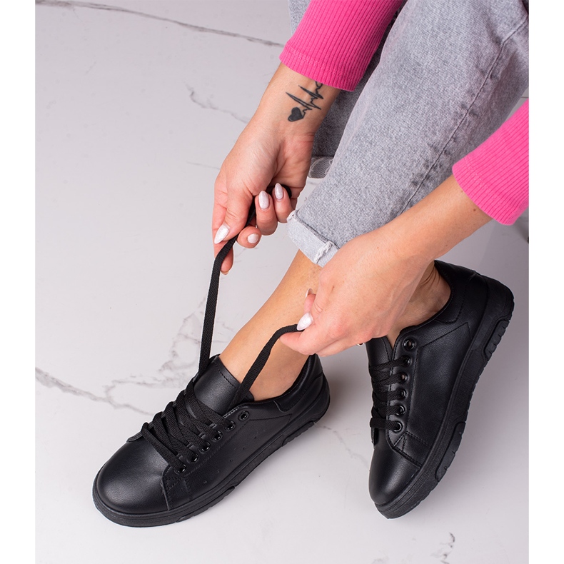 Baskets noires pour femmes Shelovet en cuir écologique 1