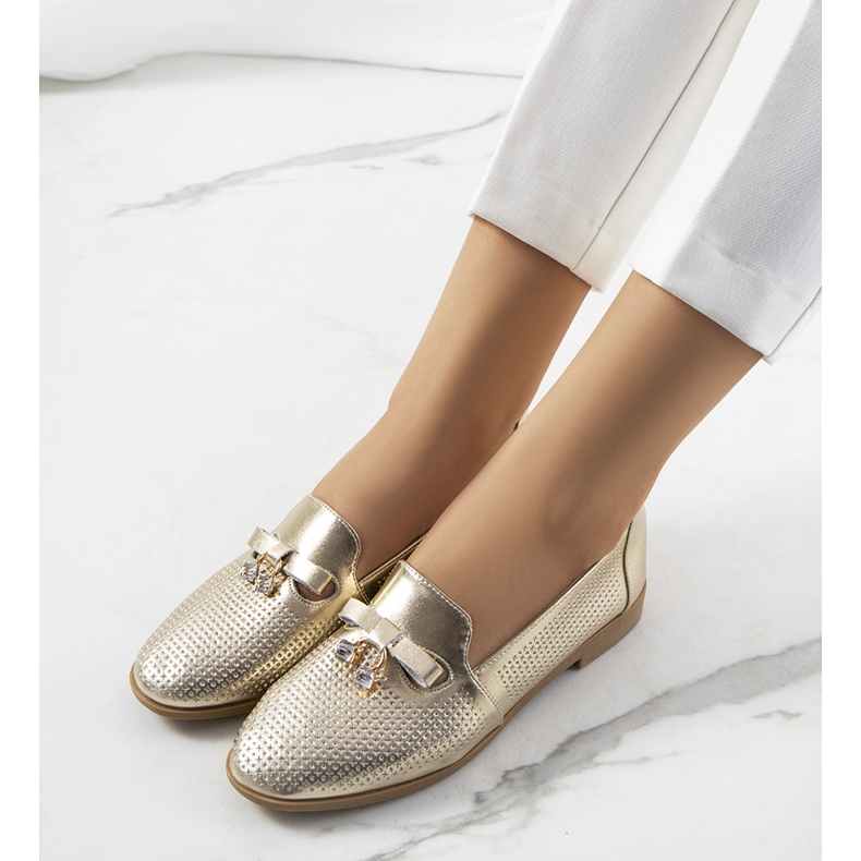Mocassins dorés ajourés en cuir naturel Curi 1