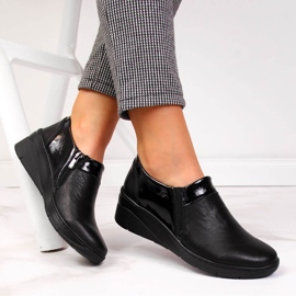 Chaussures confortables en cuir pour femmes noires Helios 348 1